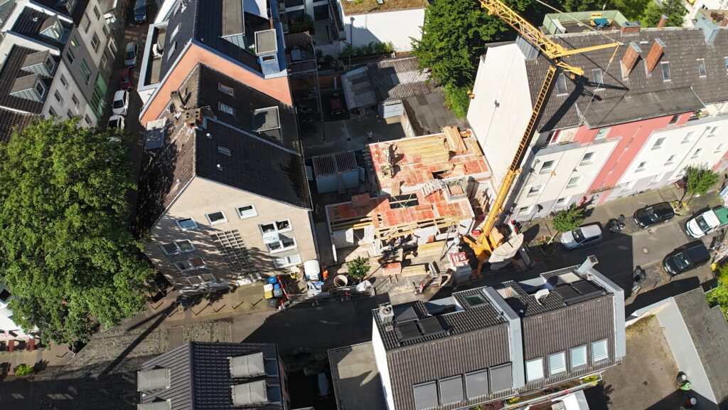 Köln: Neubau Studentenappartements + Sanierung Bestandsobjekt